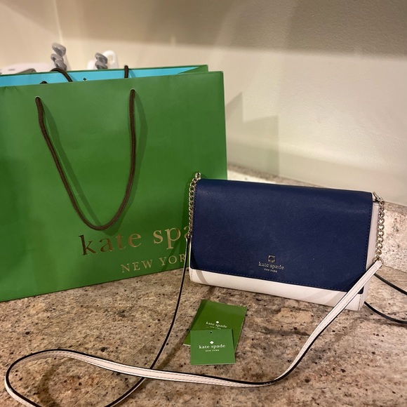 Kate Spade Crossbody Bag - Picture 2 of 5